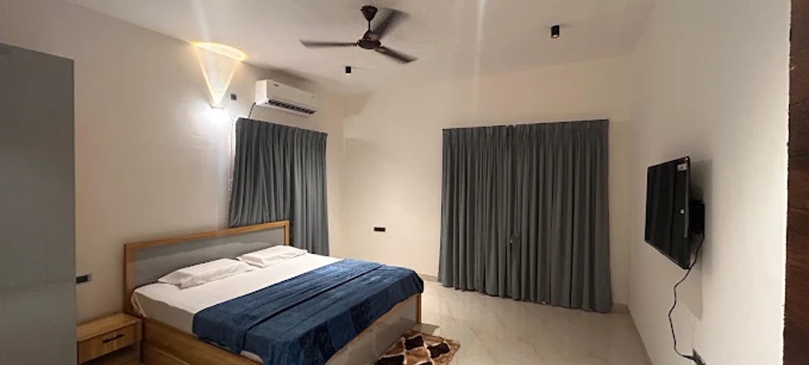 Ivy Nature Villa 5BHK Farmhouse in Moinabad bedroom