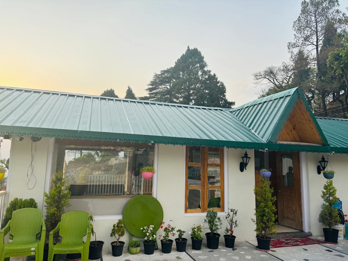 Stays in Mussoorie