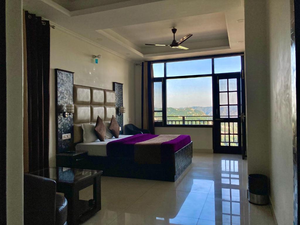 Stays in Shimla