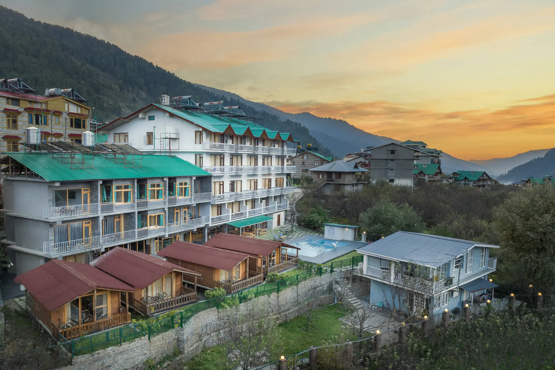Stays in Manali